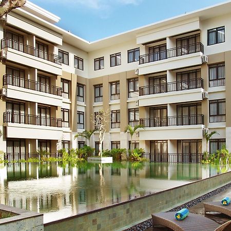 Grand Kuta Hotel And Residence Legian Exterior foto