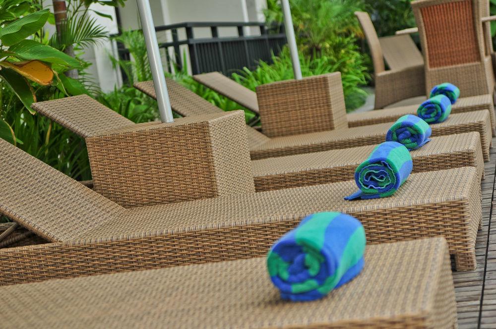Grand Kuta Hotel And Residence Legian Exterior foto