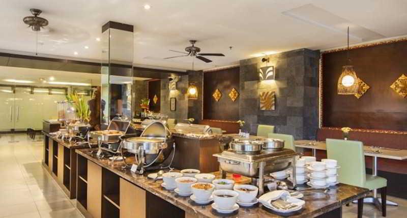 Grand Kuta Hotel And Residence Legian Exterior foto